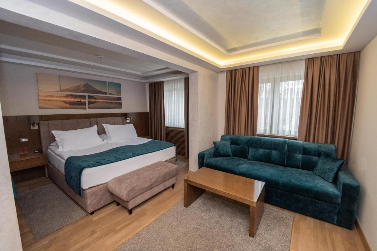 Hotel Park Сребреник Екстер'єр фото