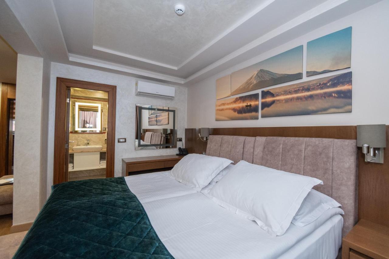 Hotel Park Сребреник Екстер'єр фото
